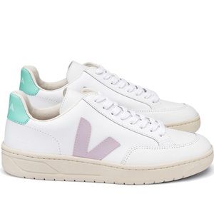 VEJA V12 Leather Trainers Size 37 EU / 7 US